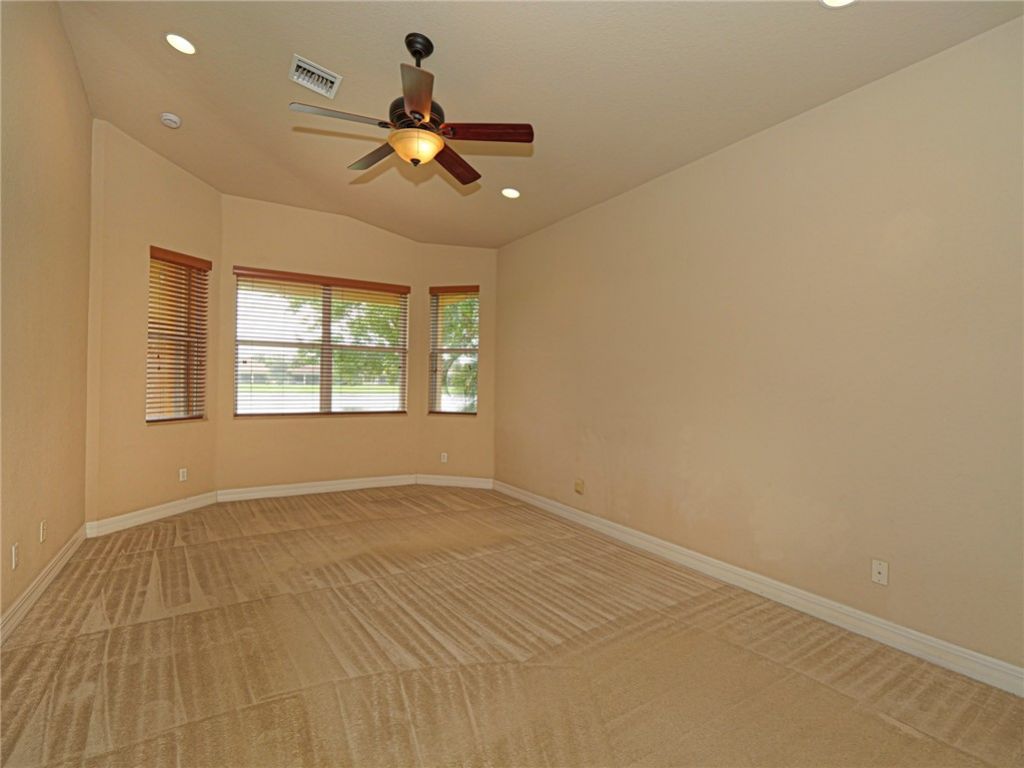 5560 57th Way , Vero Beach, FL 32967 Photo