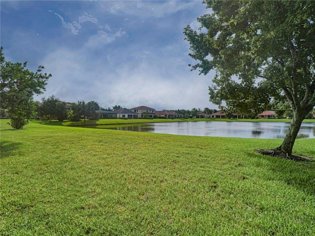 5560 57th Way , Vero Beach, FL 32967 Photo