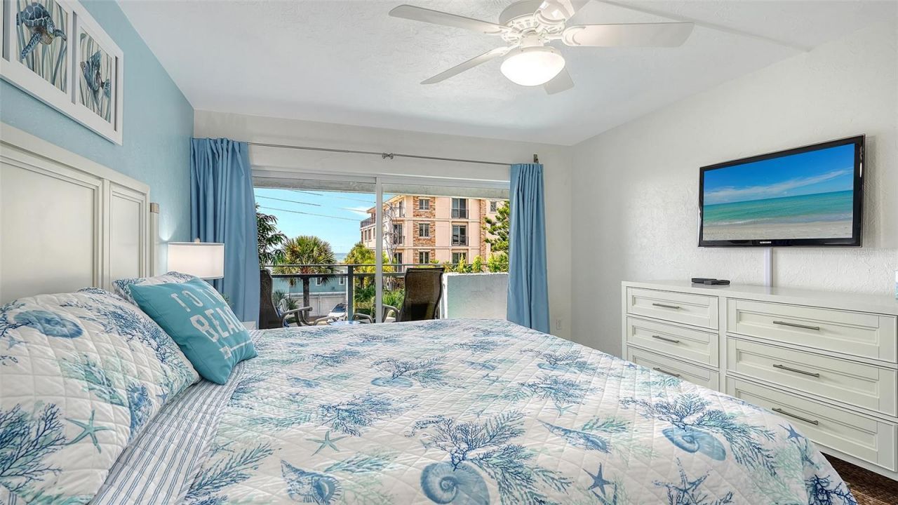 625 Beach Road, Unit 301, Sarasota, FL 34242 Photo