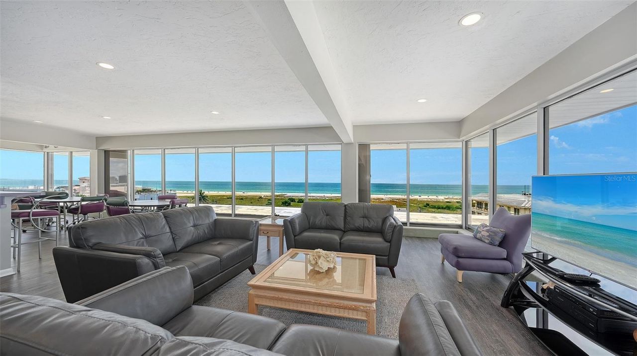 625 Beach Road, Unit 301, Sarasota, FL 34242 Photo