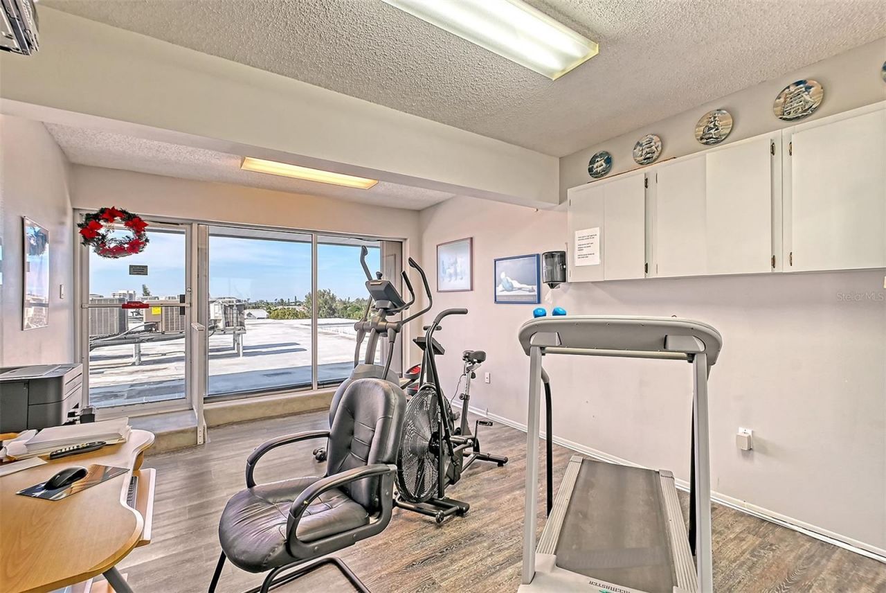 625 Beach Road, Unit 301, Sarasota, FL 34242 Photo