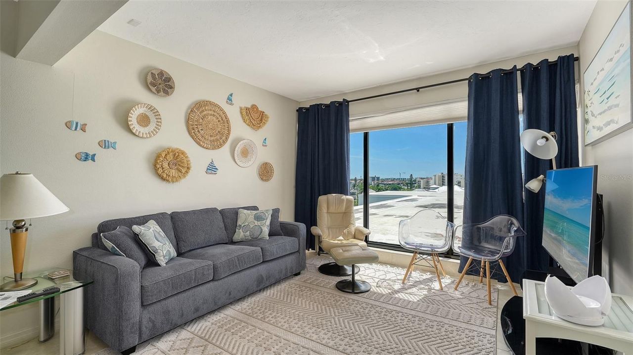 625 Beach Road, Unit 301, Sarasota, FL 34242 Photo