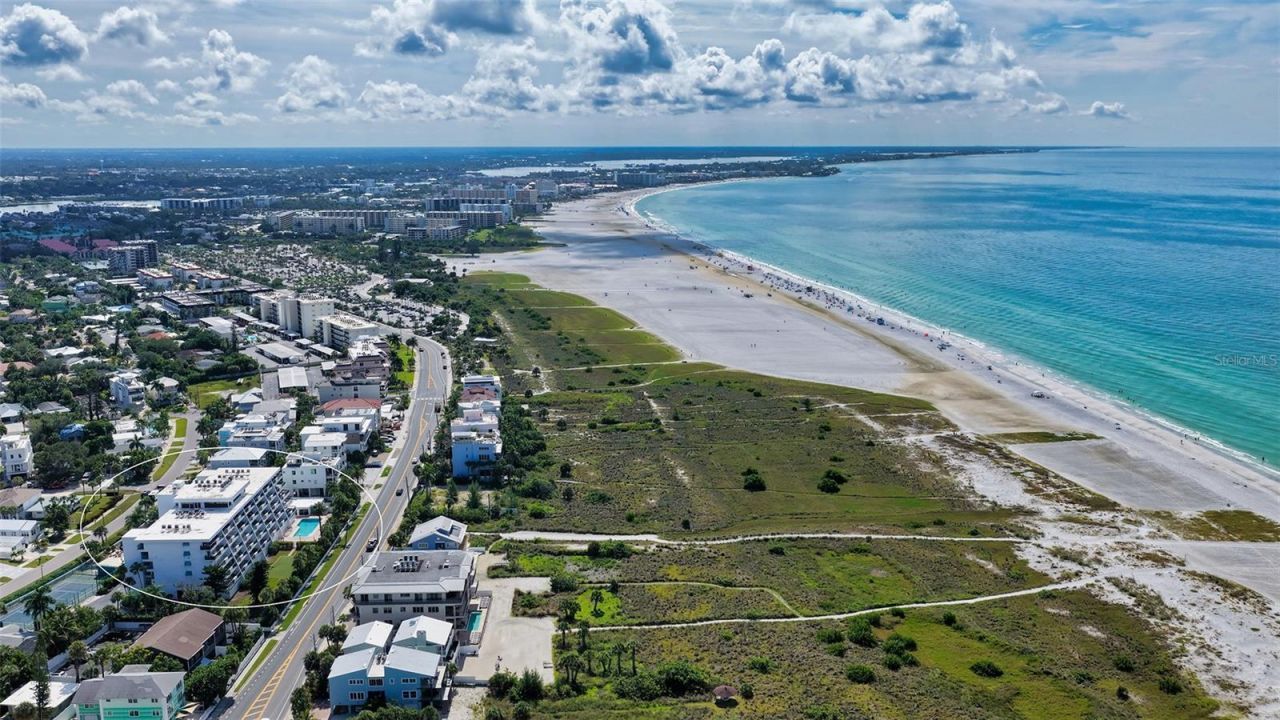 625 Beach Road, Unit 301, Sarasota, FL 34242 Photo