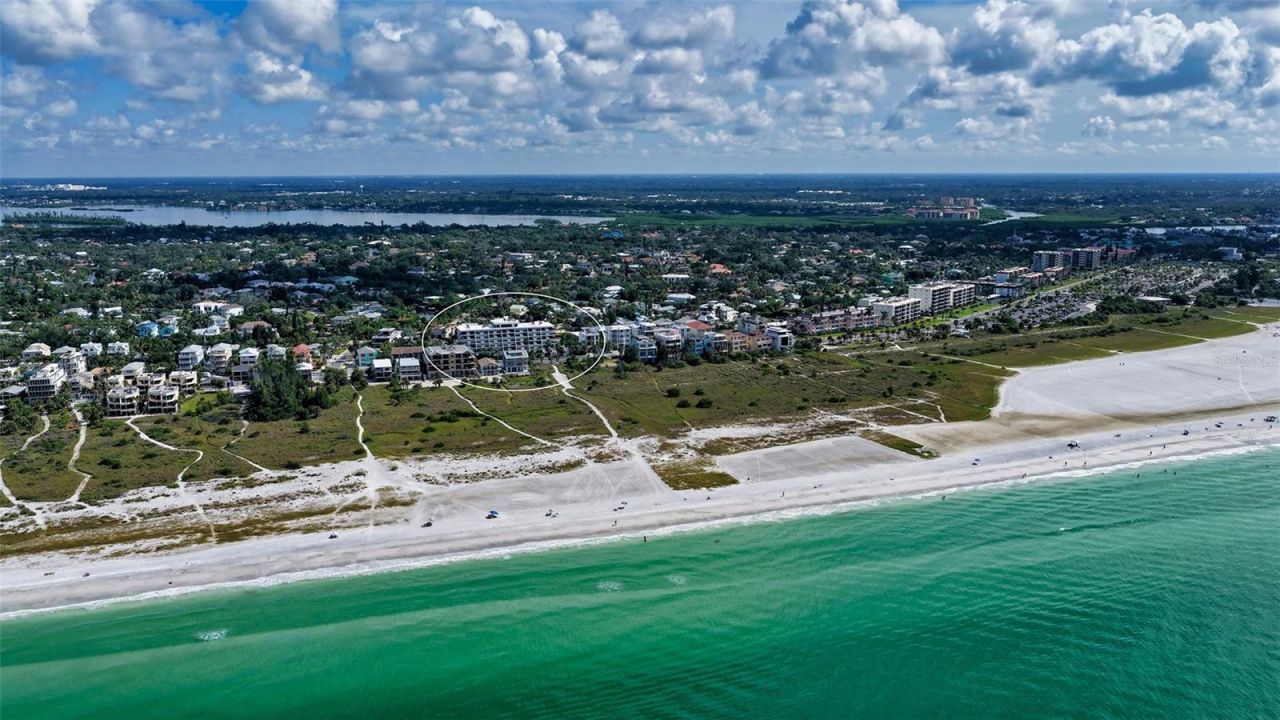 625 Beach Road, Unit 301, Sarasota, FL 34242 Photo