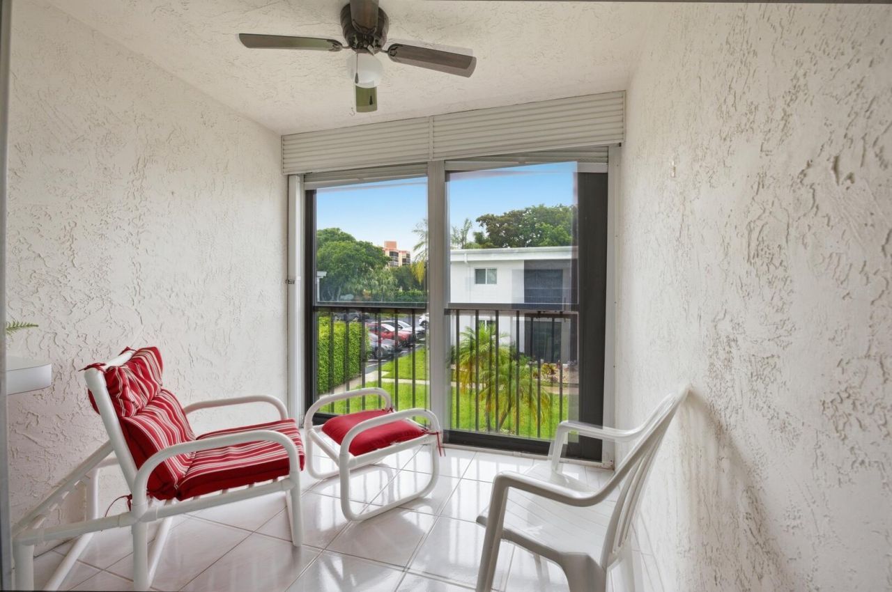 14898 Wedgefield Drive, Unit 208, Delray Beach, FL 33446 Photo