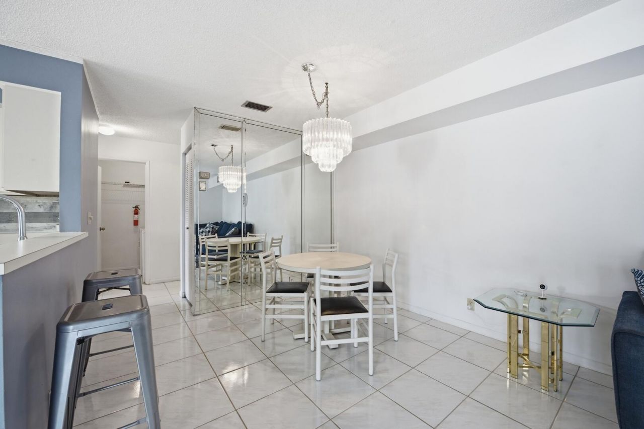 14898 Wedgefield Drive, Unit 208, Delray Beach, FL 33446 Photo
