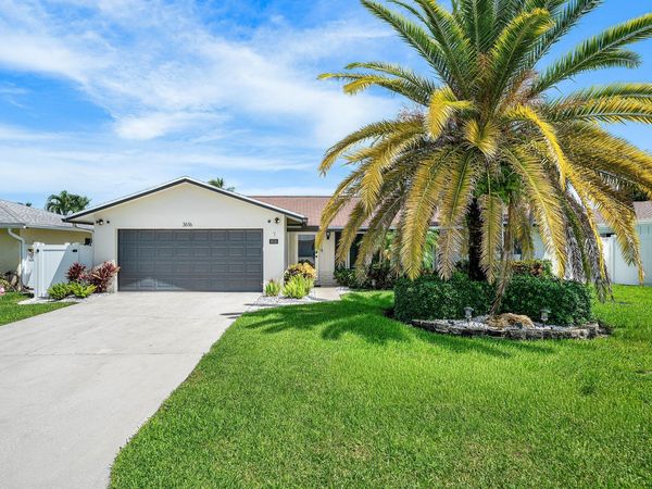 3616 SE 2nd Street, Boynton Beach, FL 33435