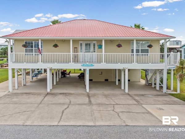 237 W 6th Avenue, Gulf Shores, AL 36542