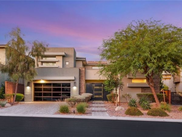 38 Grey Feather Drive , Las Vegas, NV 89135