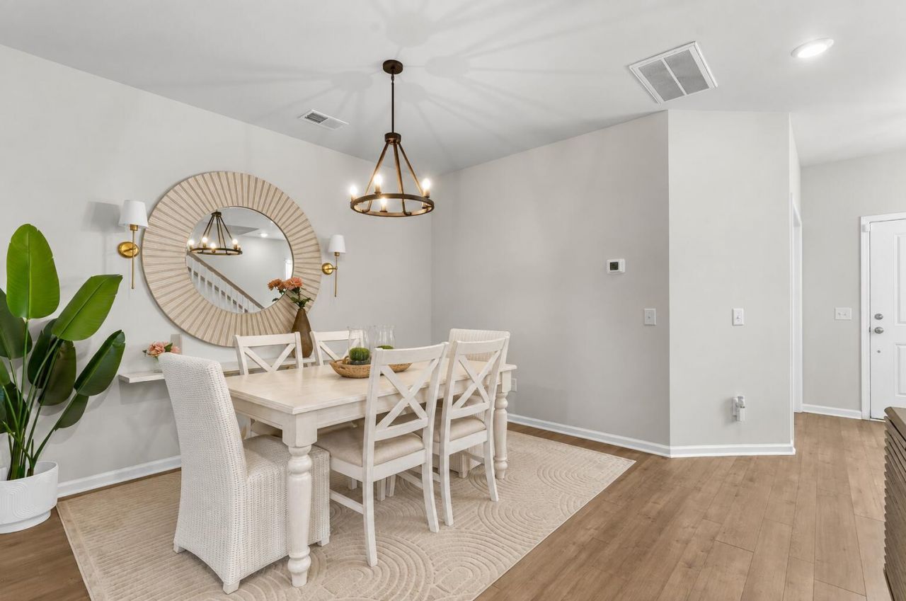 706 Spanish Pointe Drive Photo 9