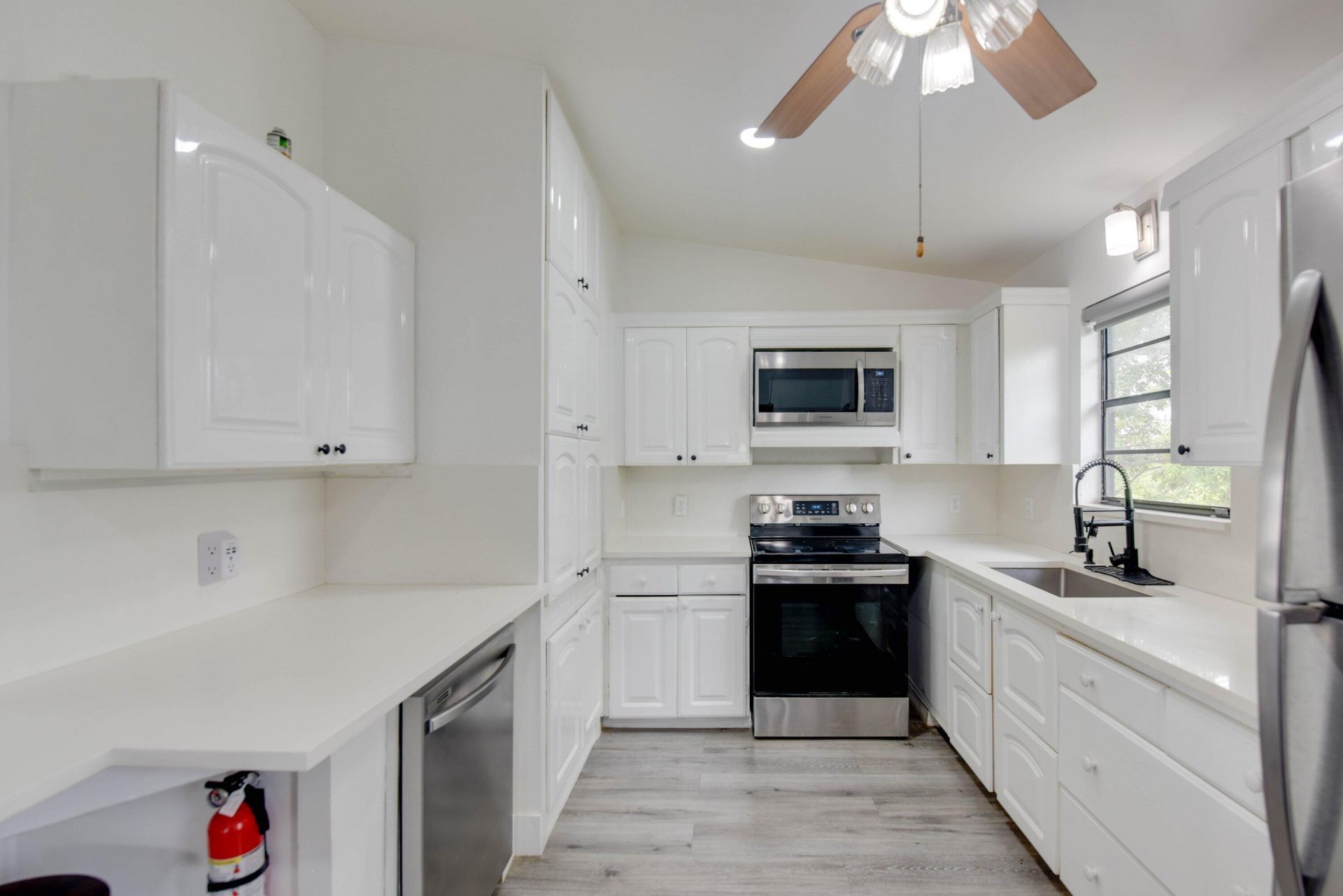 74 Pelican Lane, Big Pine Key, FL 33043 Photo
