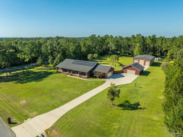 4090 Sunshine Ridge Ct, Molino, FL 32577