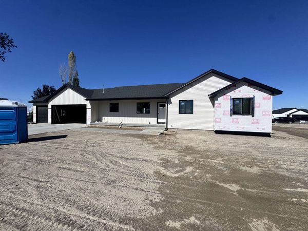 392 Oak, Shelley, ID 83274
