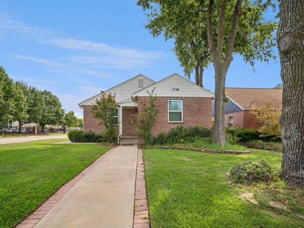 2748 E 4th Street , Tulsa, OK 74104