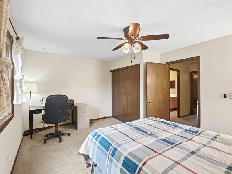 5653 Great Woods Boulevard , Columbus, OH 43231 Photo 33