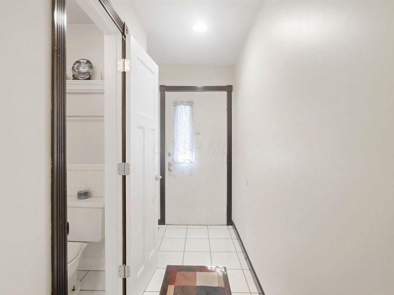 5653 Great Woods Boulevard , Columbus, OH 43231 Photo 5