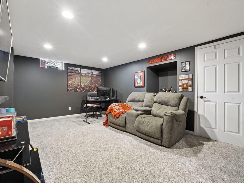 8389 Lucerne Drive, Reynoldsburg, OH 43068 Photo 25