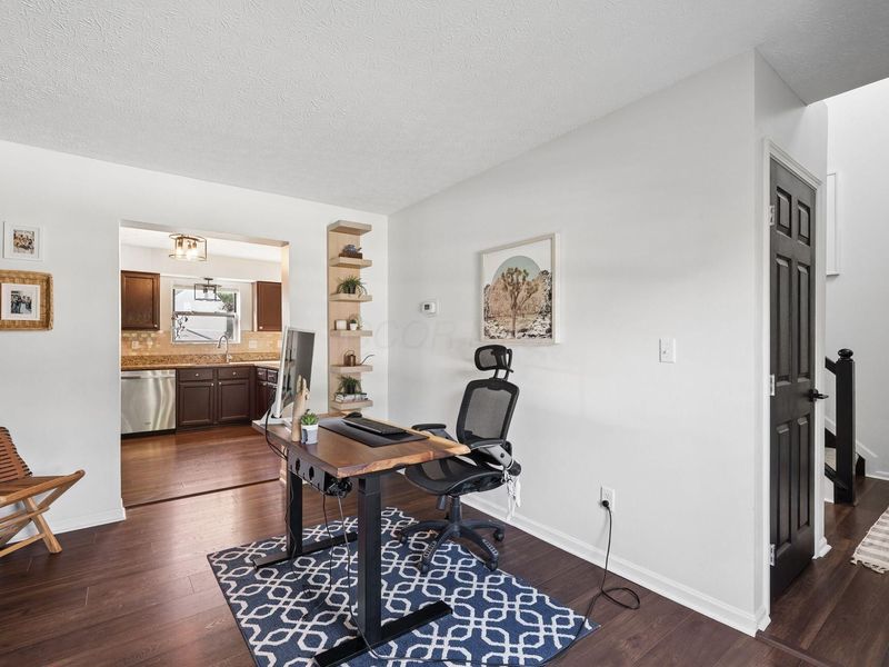 8389 Lucerne Drive, Reynoldsburg, OH 43068 Photo 3
