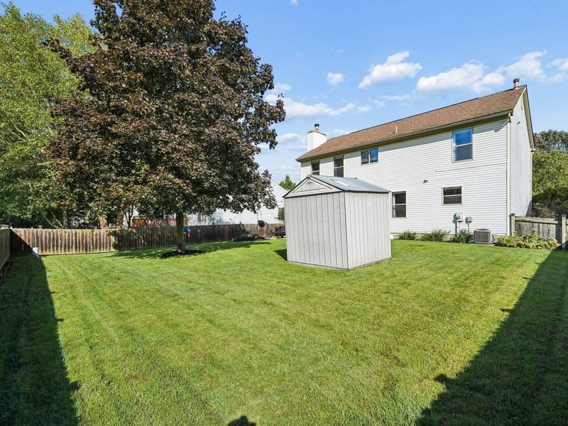 8389 Lucerne Drive, Reynoldsburg, OH 43068 Photo 33