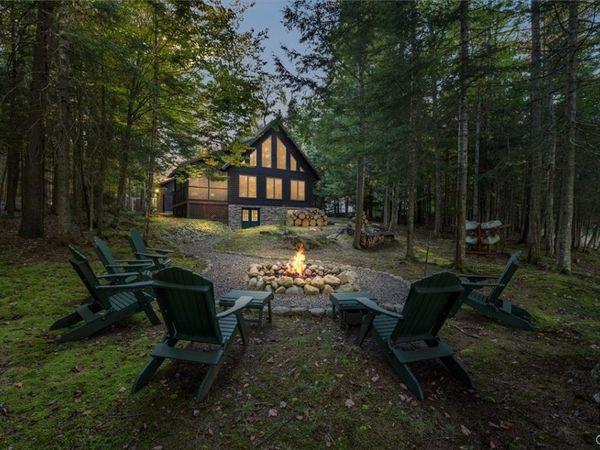 115 Riverside Drive E, Old Forge, NY 13420