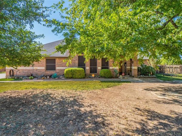 2830 Brads Way, Midlothian, TX 76065