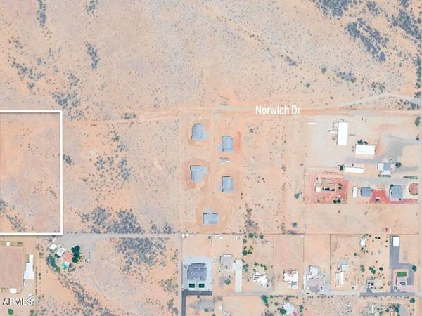 100 W Norwich Drive, Unit -, Surprise, AZ 85387