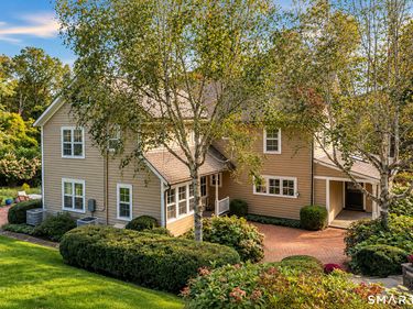 32 Leach Hollow, Sherman, CT 06784