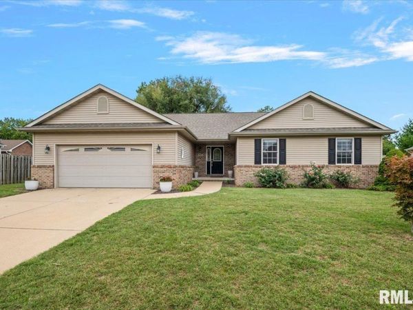 3505 Tamarak Drive, Springfield, IL 62712