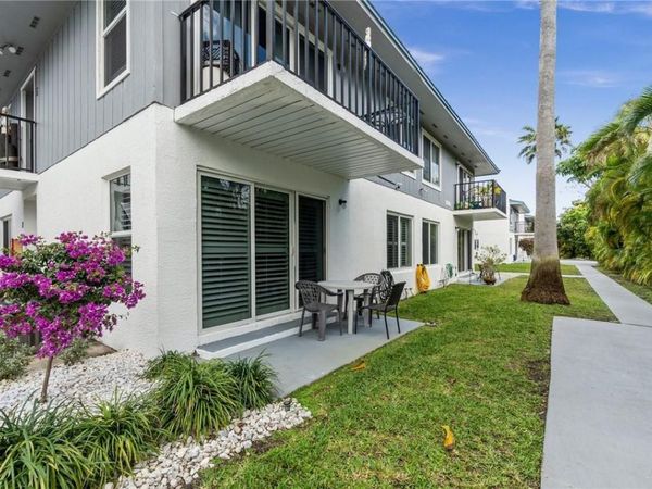 1180 Carlton Court, 102A-unit , Fort Pierce, FL 34949