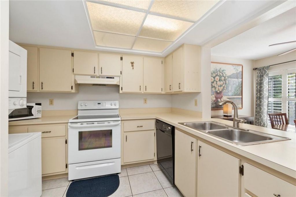 1180 Carlton Court, Unit 102A-unit, Fort Pierce, FL 34949 Photo