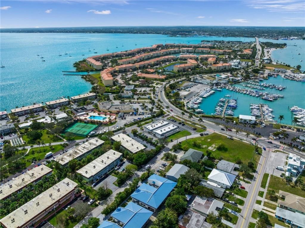1180 Carlton Court, Unit 102A-unit, Fort Pierce, FL 34949 Photo