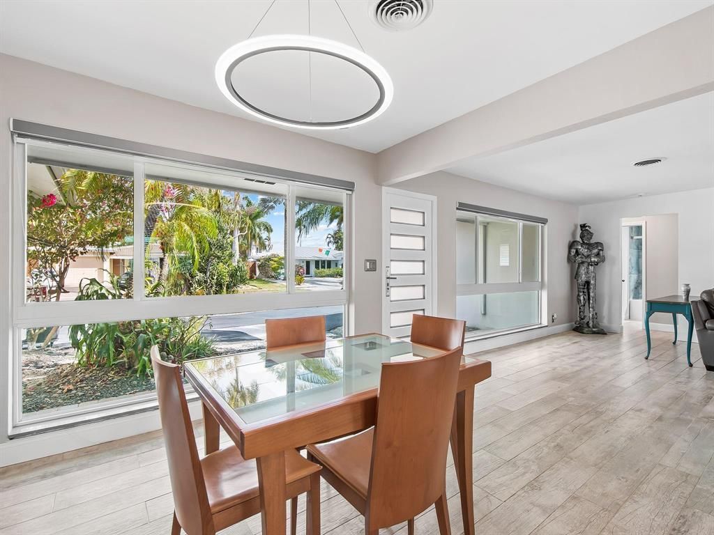 300 SE 10th Street, Pompano Beach, FL 33060 Photo