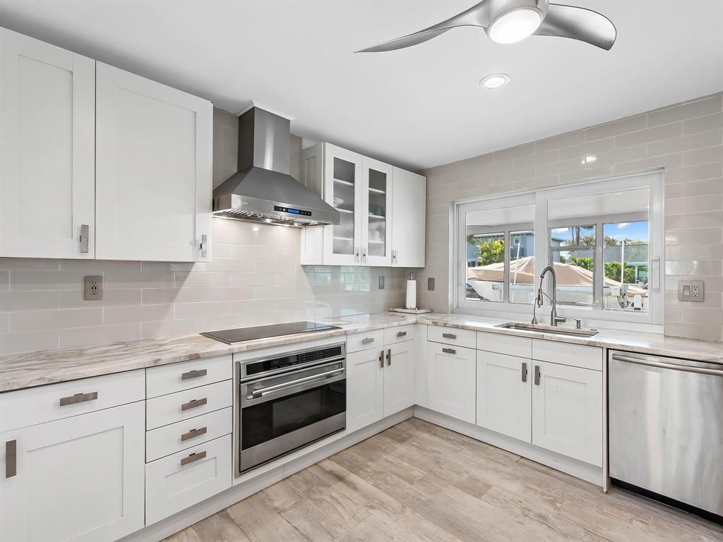 300 SE 10th Street, Pompano Beach, FL 33060 Photo
