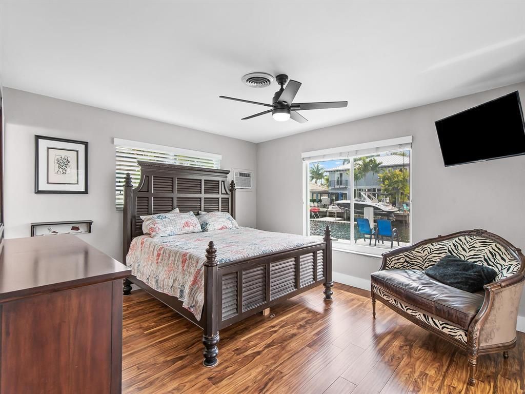 300 SE 10th Street, Pompano Beach, FL 33060 Photo