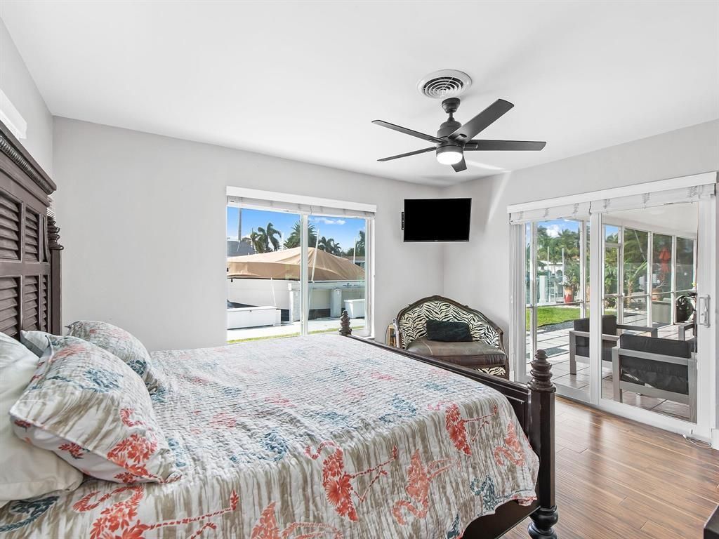 300 SE 10th Street, Pompano Beach, FL 33060 Photo