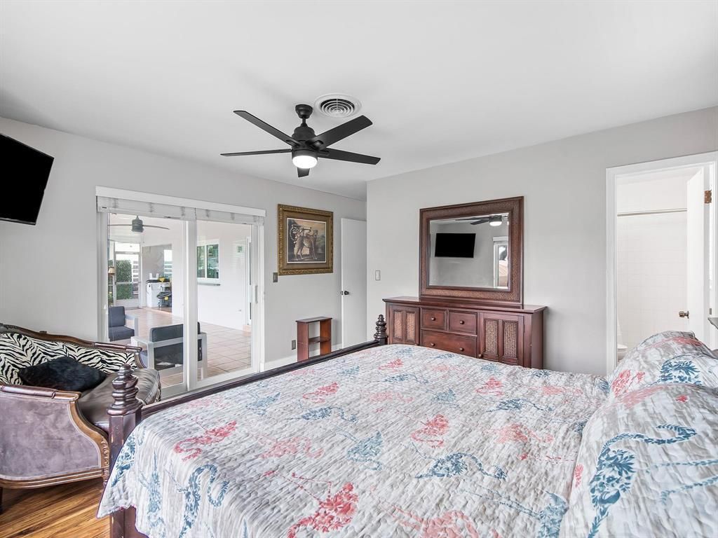 300 SE 10th Street, Pompano Beach, FL 33060 Photo