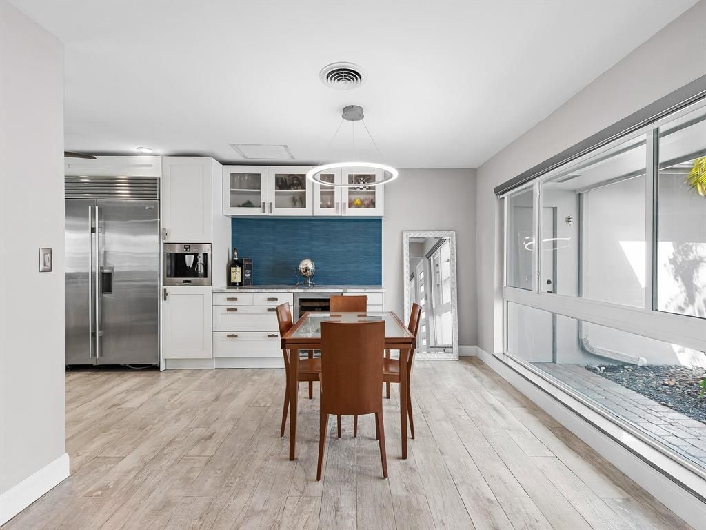 300 SE 10th Street, Pompano Beach, FL 33060 Photo