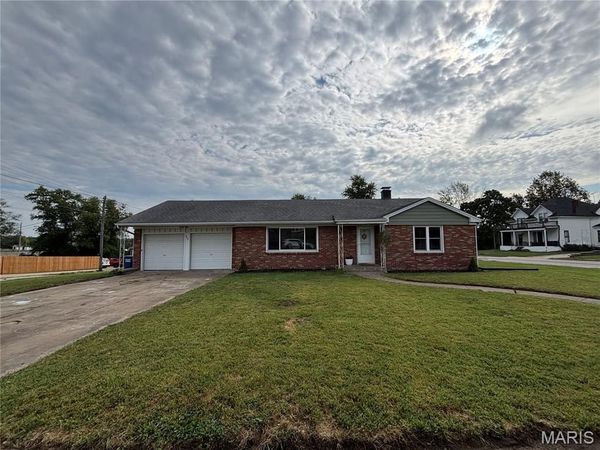 202 Cherry Street, Wright City, MO 63390