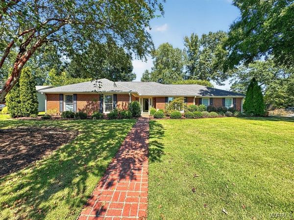 1930 Brandon Parkway , Tuscaloosa, AL 35406