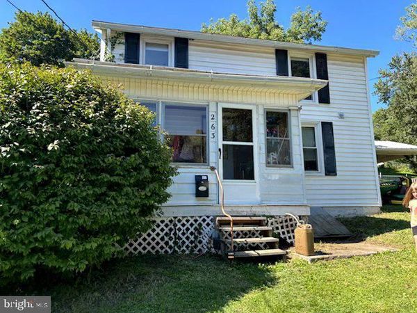 263 STANDING STONE AVENUE, HUNTINGDON, PA 16652