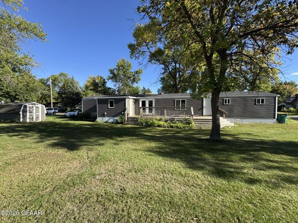 115 WHEAT Avenue , Hatton, ND 58240