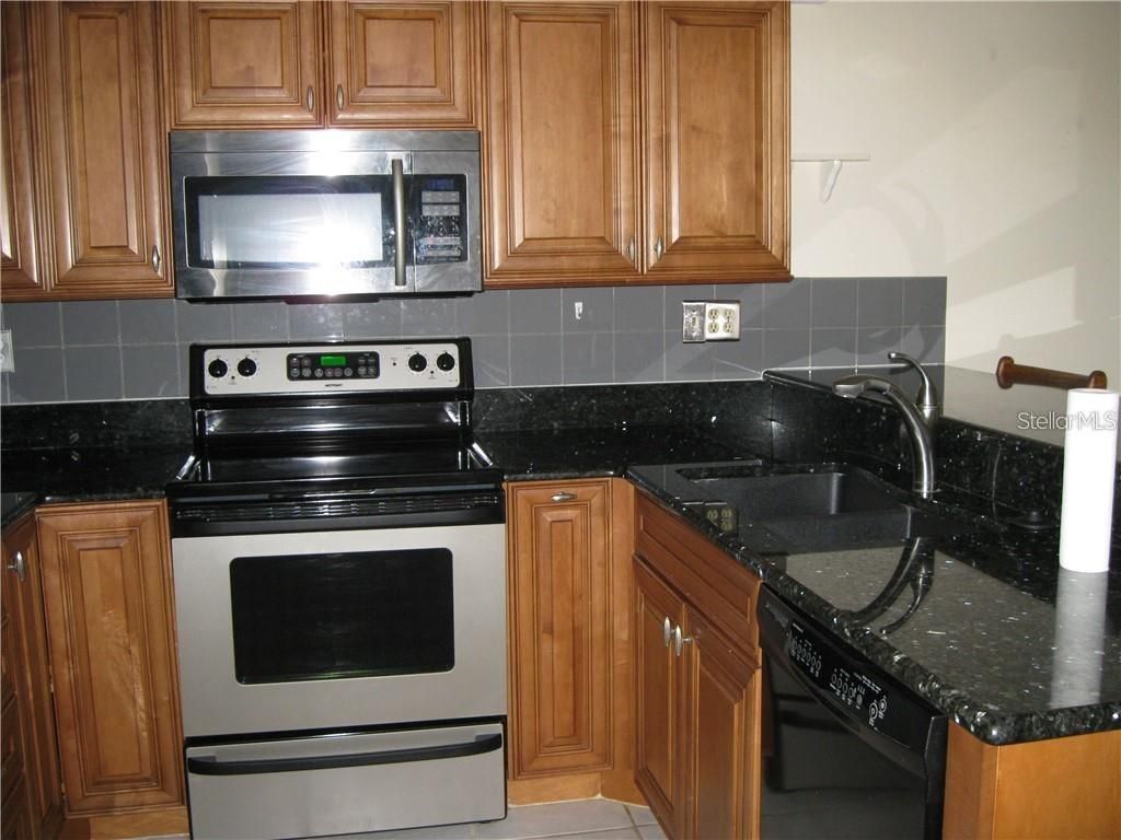 6002 7th Avenue W, Unit 6002, Bradenton, FL 34209 Photo