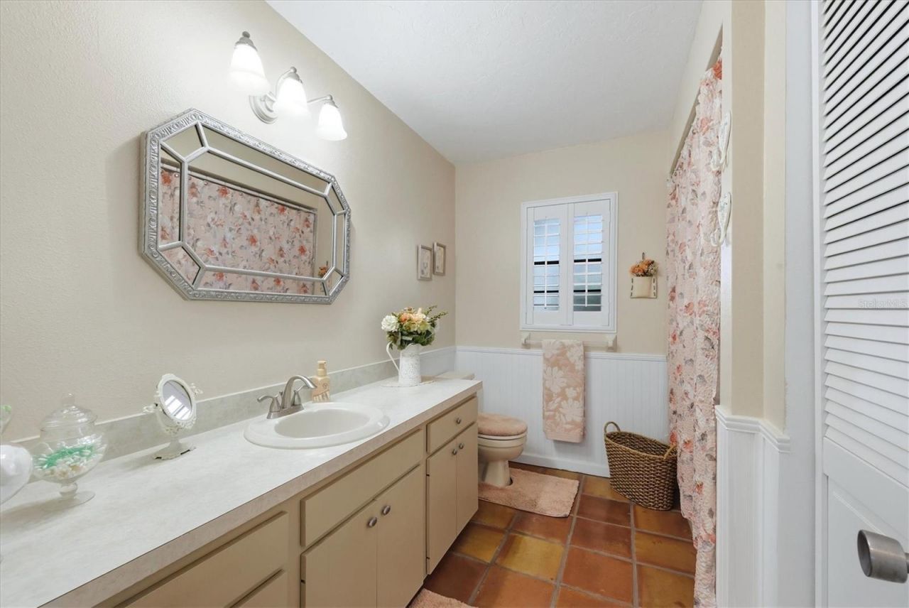 7963 N Leewynn Drive, Sarasota, FL 34240 Photo