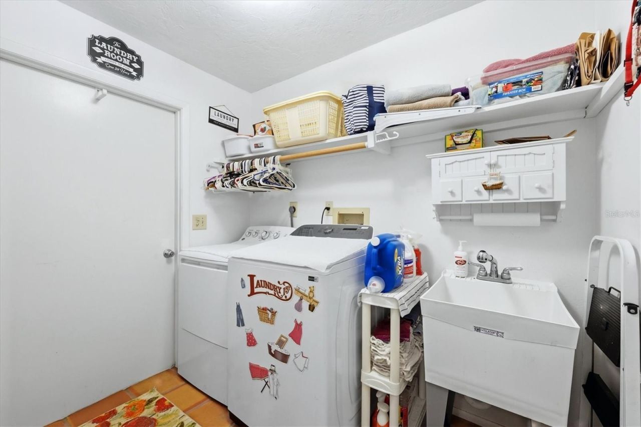 7963 N Leewynn Drive, Sarasota, FL 34240 Photo