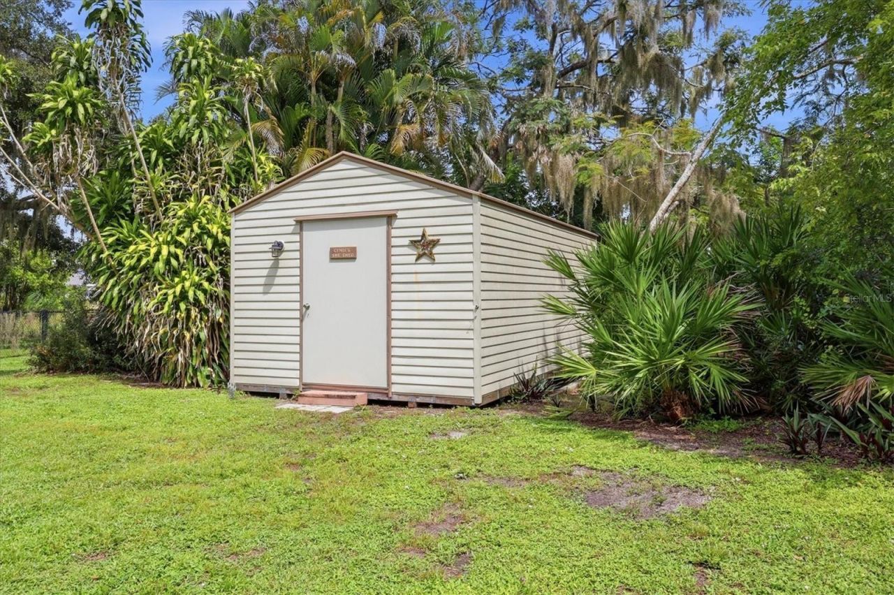 7963 N Leewynn Drive, Sarasota, FL 34240 Photo