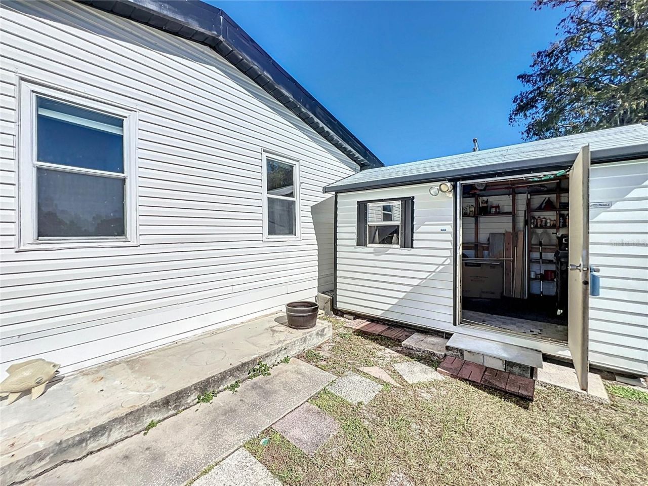 13426 Palm Drive , Astatula, FL 34705 Photo