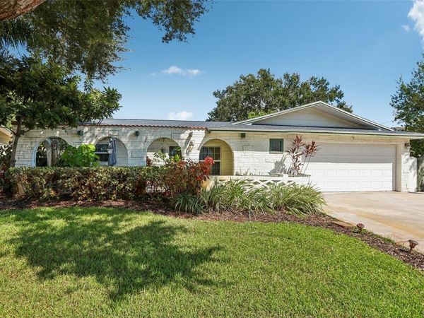 7699 92ND STREET, SEMINOLE, FL 33777