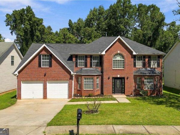 645 Wildboar Court, Fairburn, GA 30213