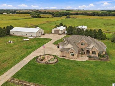 2644 W I Street, Wymore, NE 68466