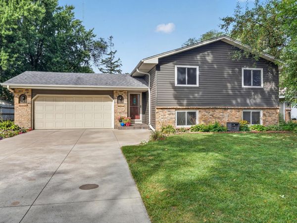 11440 Jonquil Street NW, Coon Rapids, MN 55433